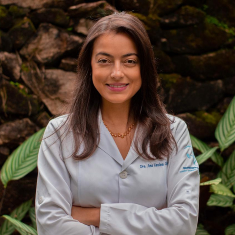 Dra. Ana Carolina Tavares Abrahão